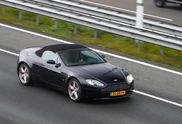 Aston Martin V8 Vantage Roadster