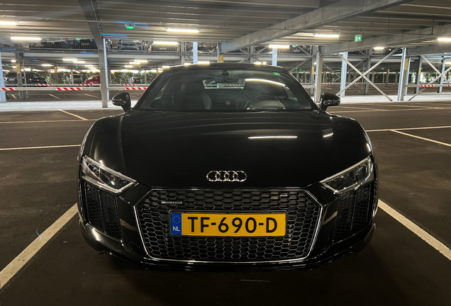 Audi R8 V10 Plus 2015