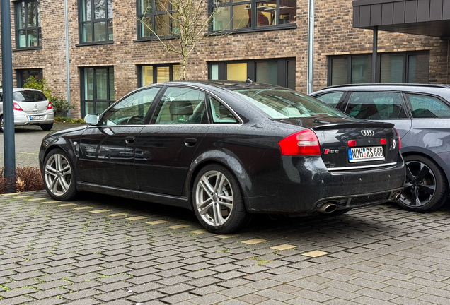 Audi RS6 Sedan C5
