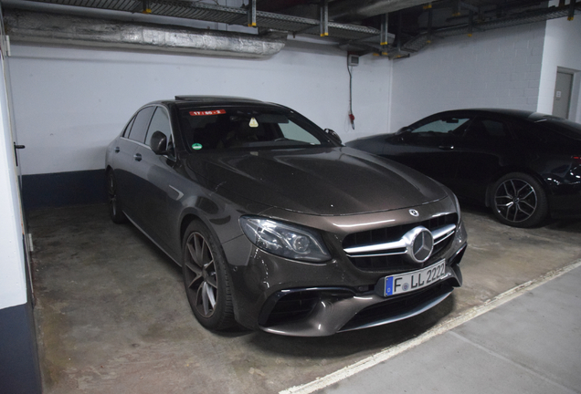Mercedes-AMG E 63 S W213