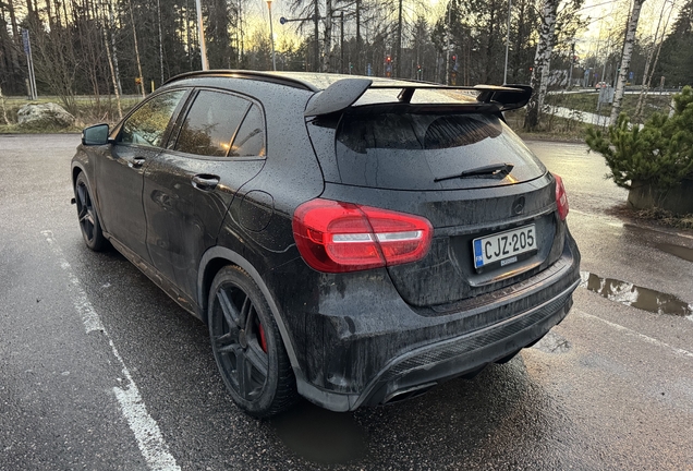 Mercedes-Benz GLA 45 AMG Edition 1