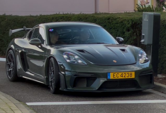 Porsche 718 Cayman GT4 RS Weissach Package