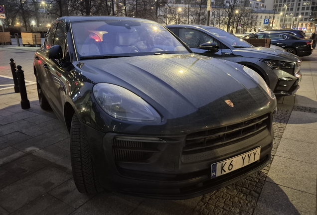 Porsche 95B Macan GTS MkIII
