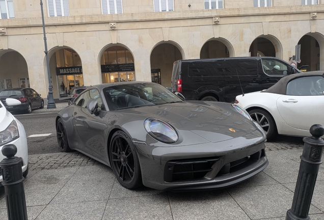 Porsche 992 Carrera GTS MkI