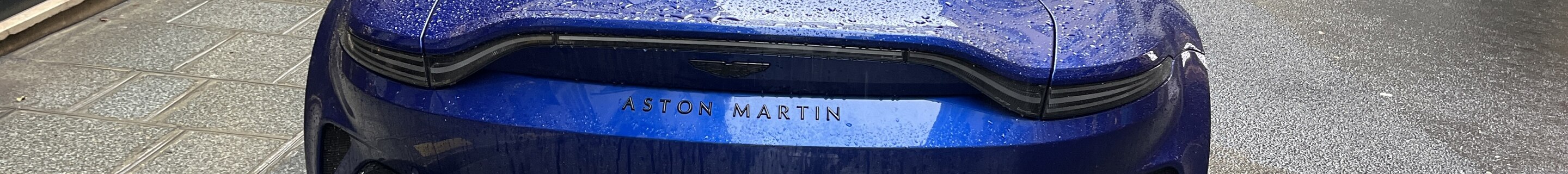 Aston Martin Vantage 2024