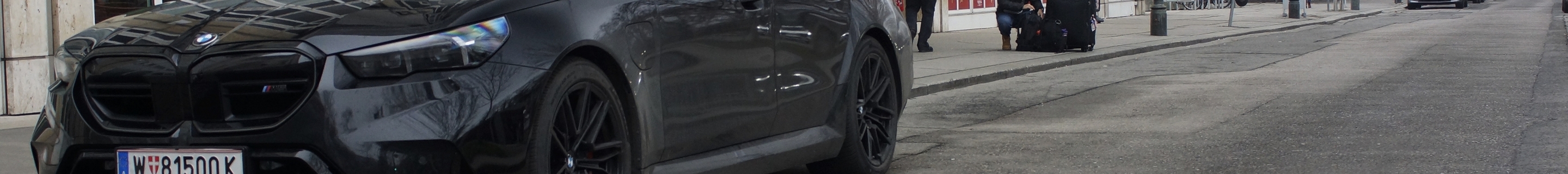 BMW M5 G90