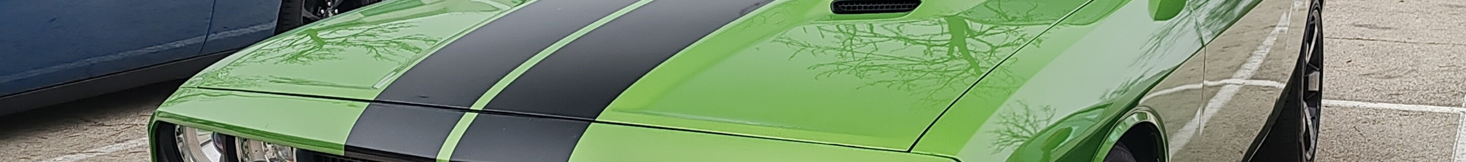 Dodge Challenger SRT-8