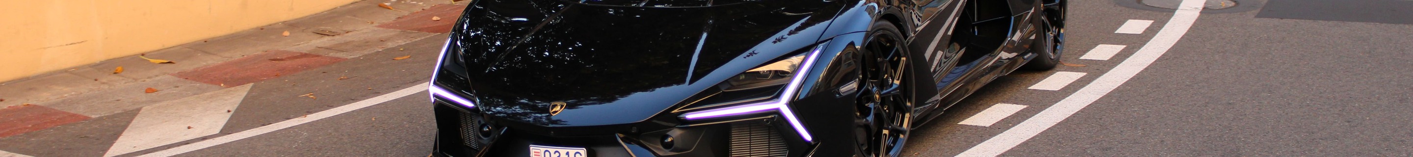 Lamborghini Revuelto