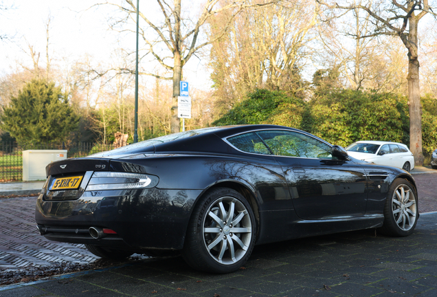 Aston Martin DB9