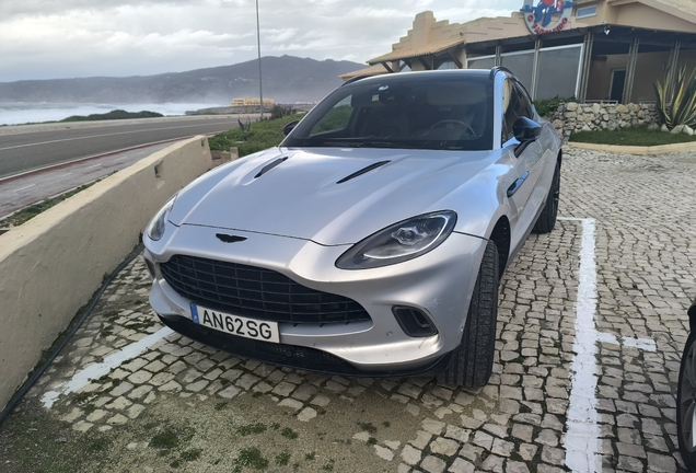 Aston Martin DBX