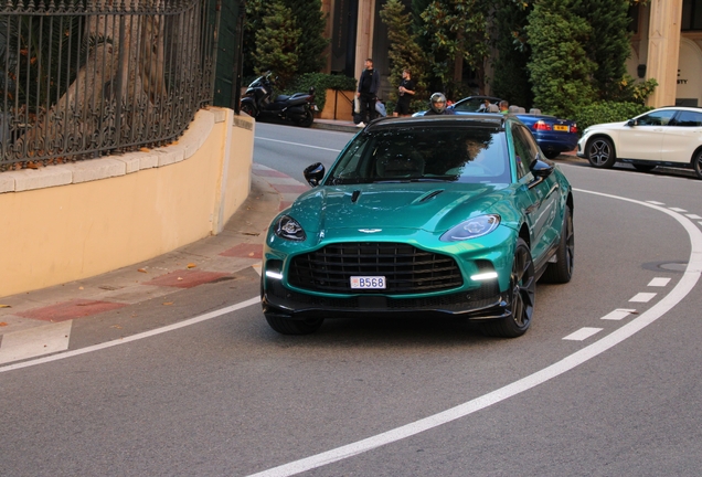 Aston Martin DBX707