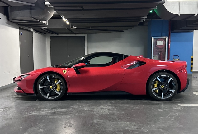 Ferrari SF90 Spider