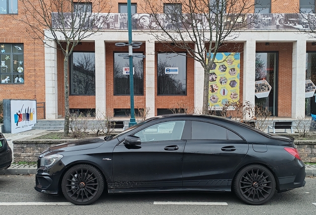 Mercedes-Benz CLA 45 AMG Edition 1 C117