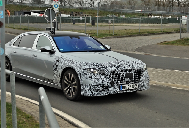 Mercedes-Maybach S 680 X223 2026