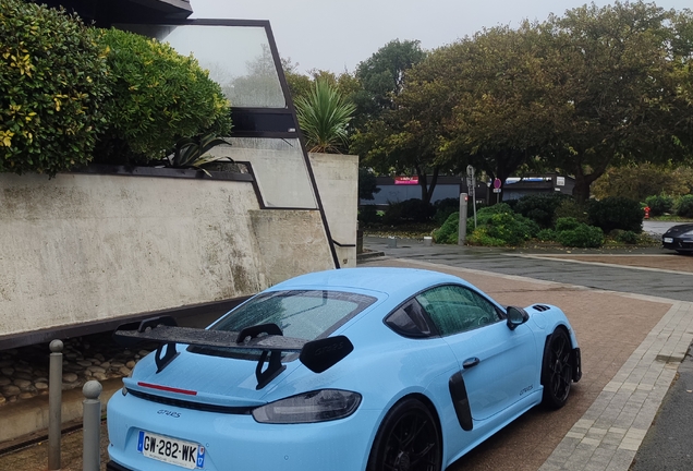Porsche 718 Cayman GT4 RS Weissach Package