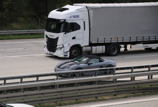 Porsche 718 Spyder RS Weissach Package