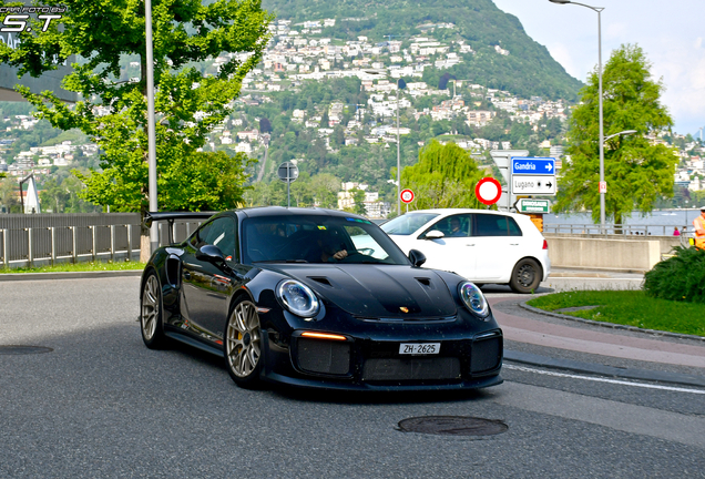 Porsche 991 GT2 RS Weissach Package