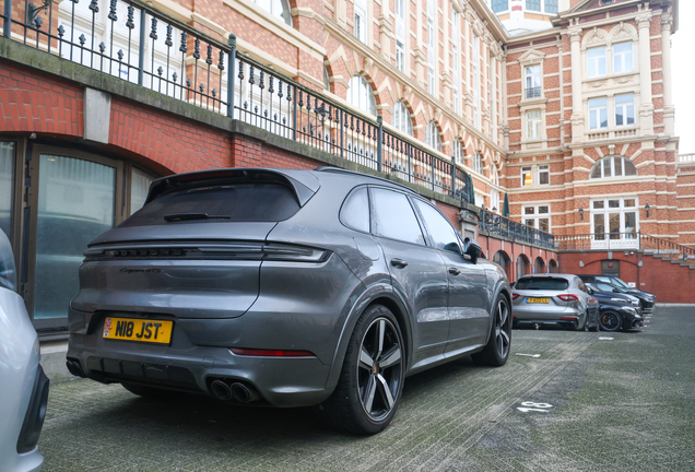 Porsche 9YA Cayenne GTS MkII