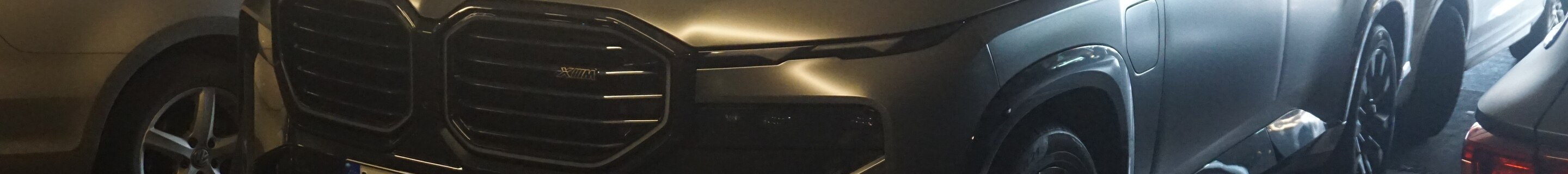 BMW XM G09