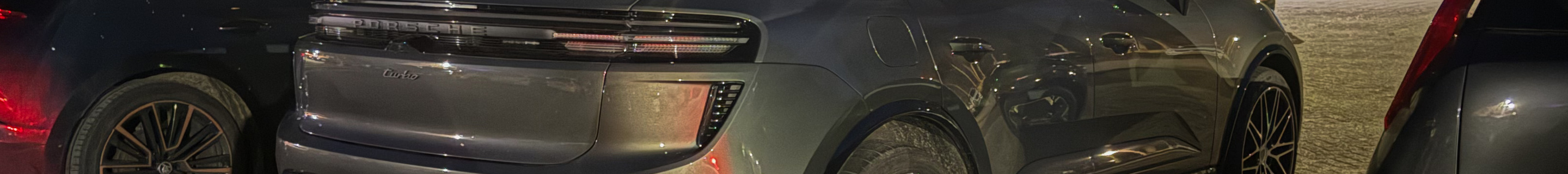 Porsche Macan EV Turbo