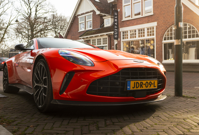 Aston Martin Vantage 2024