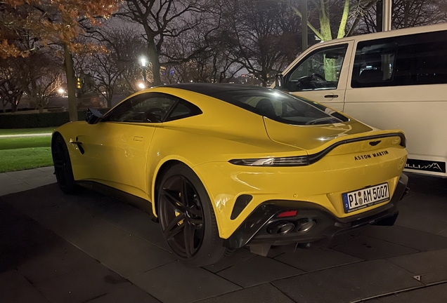 Aston Martin Vantage 2024
