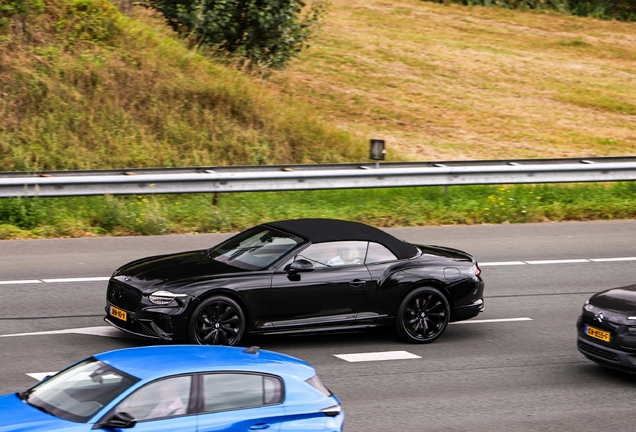 Bentley Continental GTC 2025
