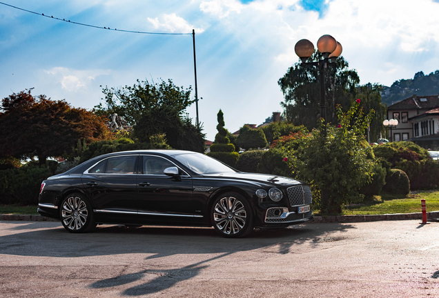 Bentley Flying Spur W12 2022 Mulliner