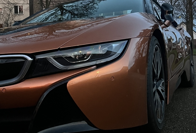 BMW i8 Roadster