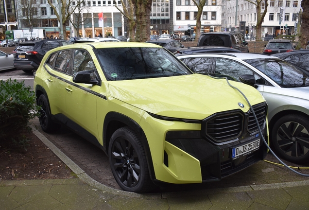BMW XM G09