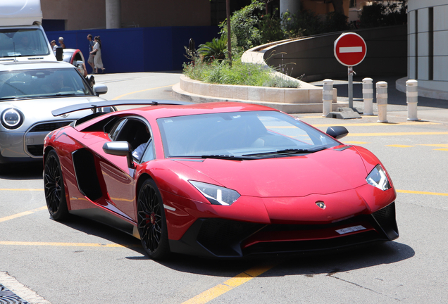 Lamborghini Aventador LP750-4 SuperVeloce
