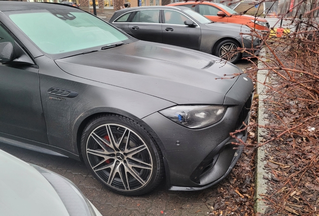 Mercedes-AMG C 63 S E-Performance Estate S206