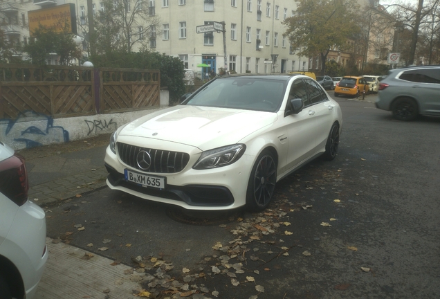 Mercedes-AMG C 63 S W205