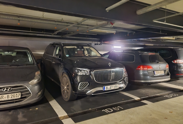 Mercedes-Maybach GLS 600 2024