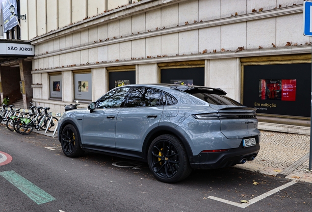 Porsche Cayenne Coupé Turbo E-Hybrid