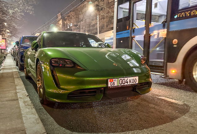 Porsche Taycan Turbo