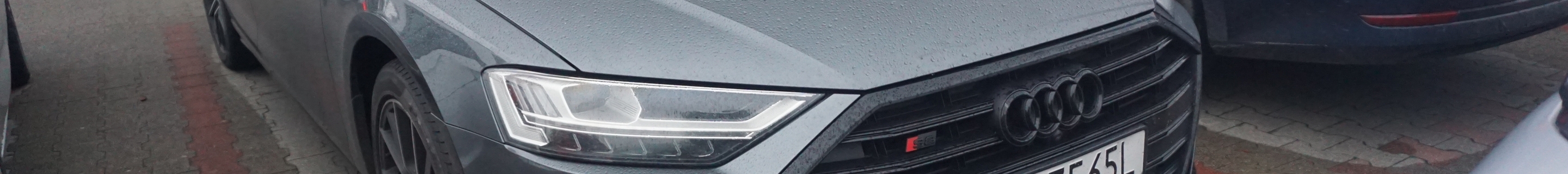Audi S8 D5