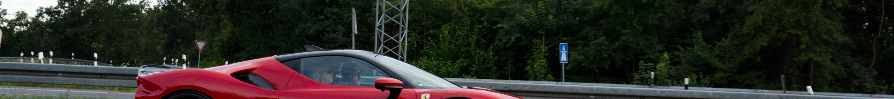 Ferrari SF90 Stradale Assetto Fiorano