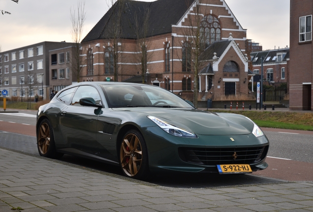 Ferrari GTC4Lusso T