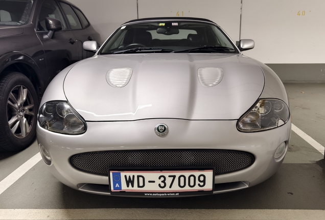 Jaguar XKR Convertible Stratstone Edition