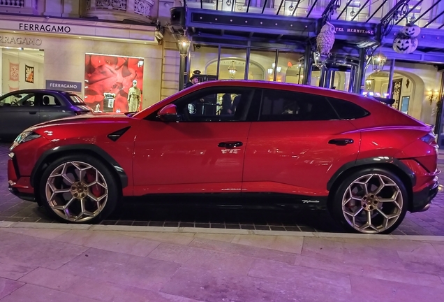 Lamborghini Urus Performante