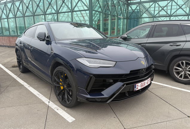Lamborghini Urus S