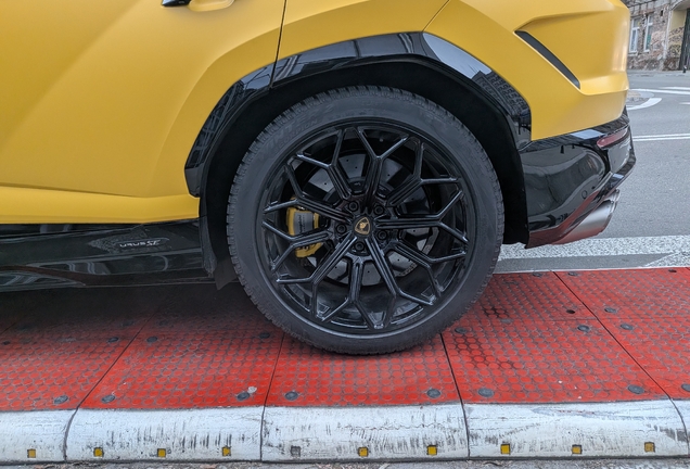Lamborghini Urus SE