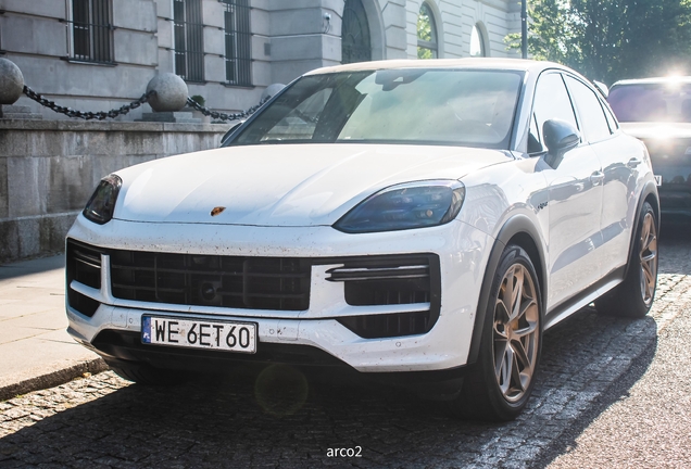 Porsche Cayenne Coupé Turbo E-Hybrid