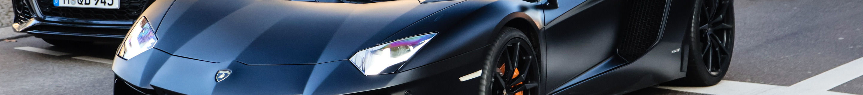 Lamborghini Aventador LP700-4