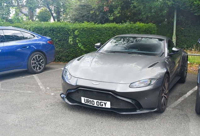 Aston Martin V8 Vantage 2018