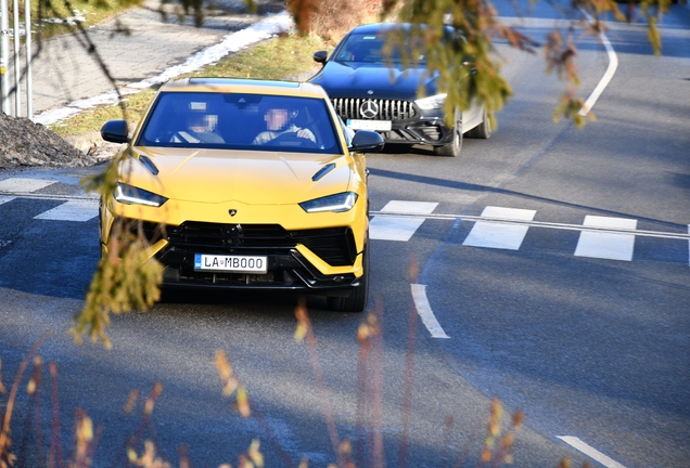 Lamborghini Urus Performante