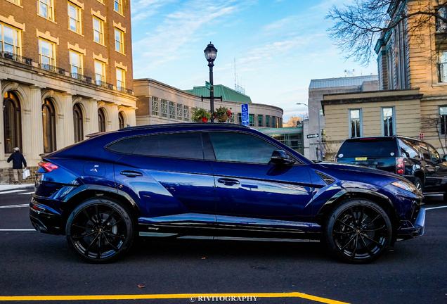 Lamborghini Urus S