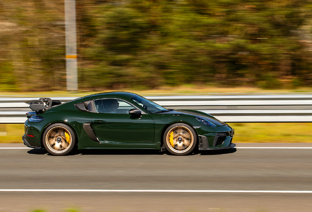 Porsche 718 Cayman GT4 RS Weissach Package