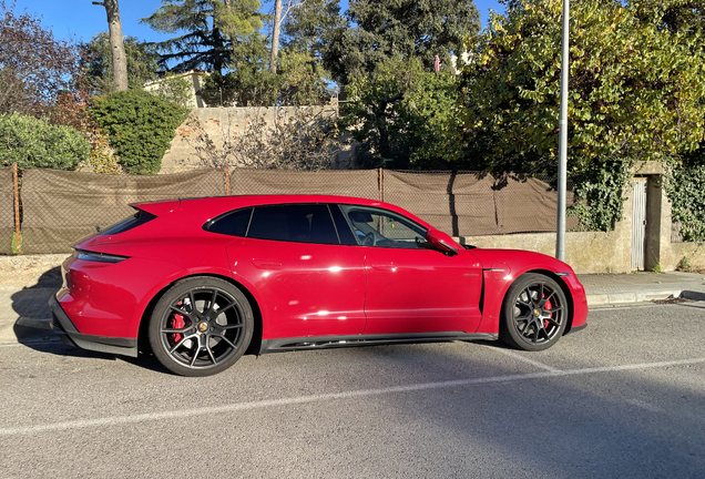 Porsche Taycan GTS Sport Turismo